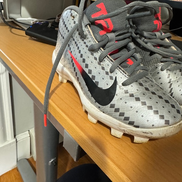 Mike Trout Baseball cleats size 1Y boys - Picture 5 of 5